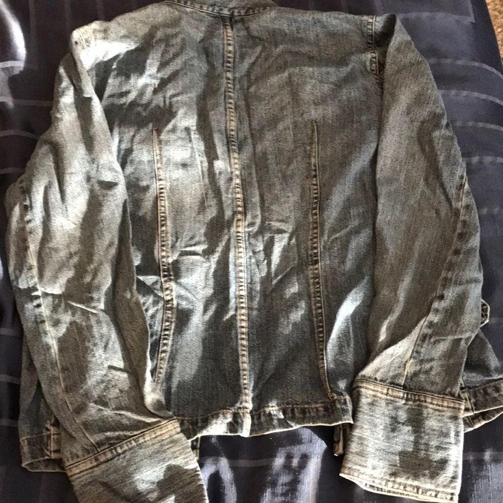Coat   - Picture 3 of 3